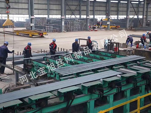 鋼格板(bǎn)原材料扁(biǎn)鋼車間.jpg