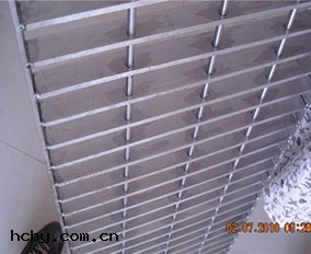 穿孔鋼格板