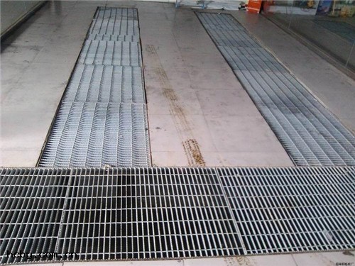 停車場鋼格柵板