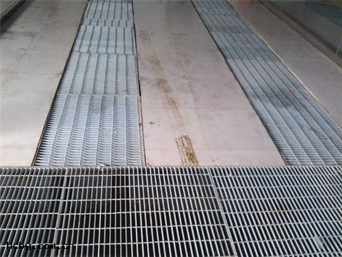 鋼格(gé)柵蓋板