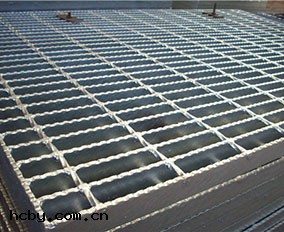 防滑格(gé)柵板