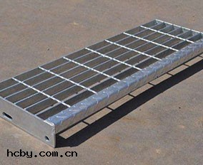 格(gé)柵板踏步