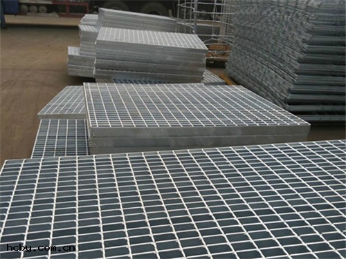 熱(rè)鍍鋅格柵板(bǎn)