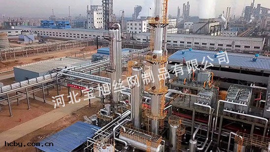 河南(nán)石油化工(gōng)廠鋼(gāng)格(gé)柵案例