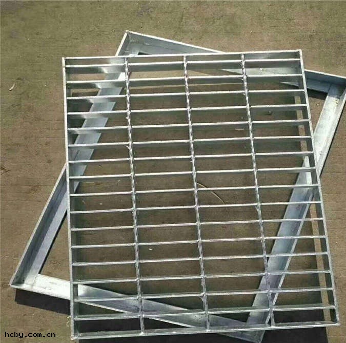 地溝格(gé)柵板