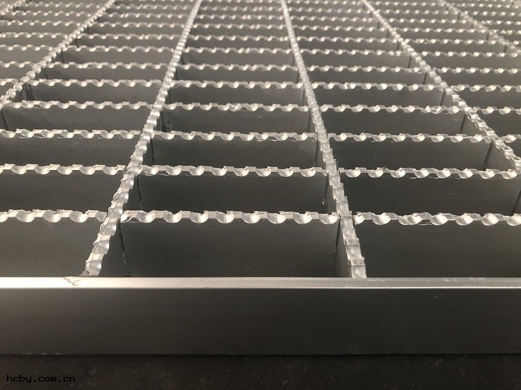 卸油(yóu)台鋼格板